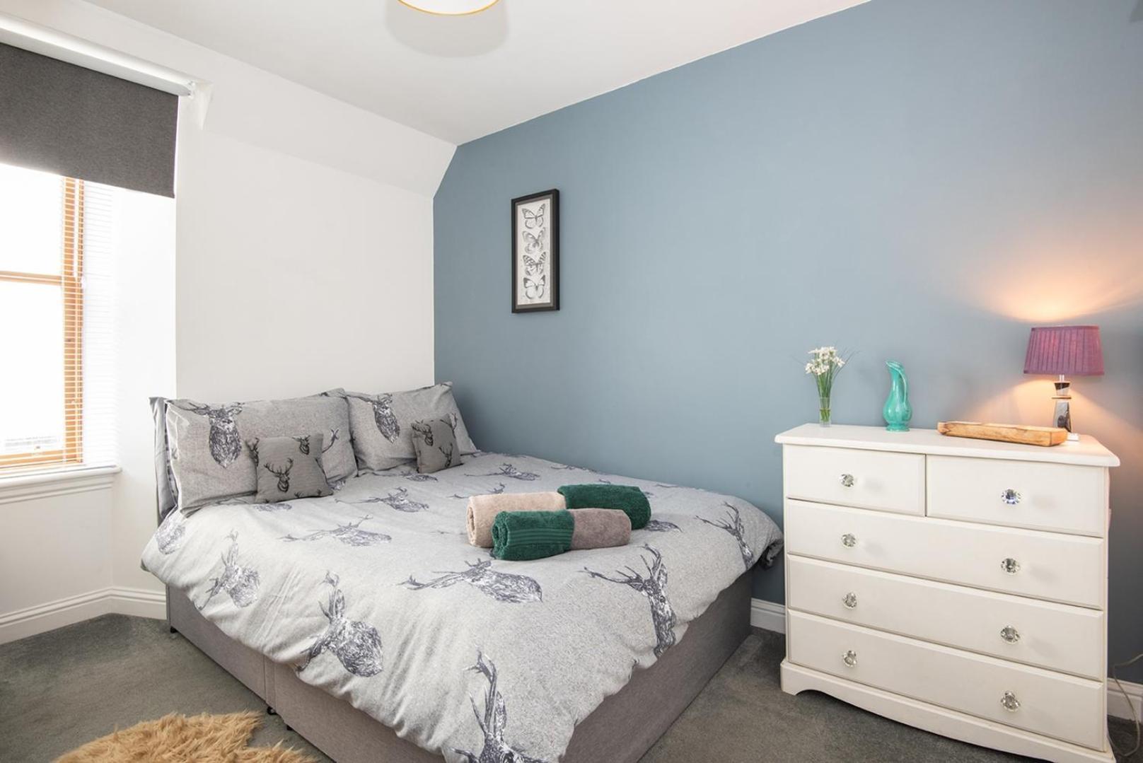 Charming 2 Bedroom Flat In The Heart Of Kirriemuir Buitenkant foto